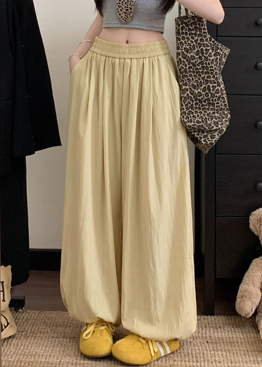 Gracefully Styled Pants for Any Occasion