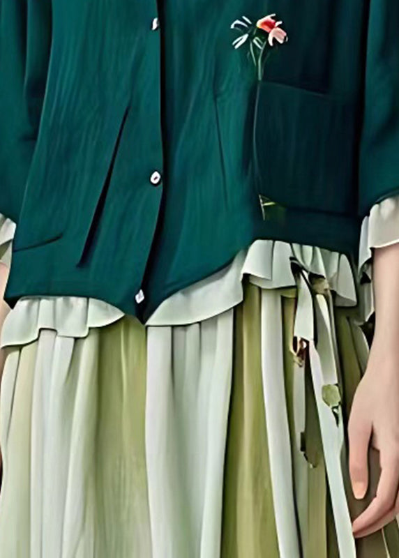 Classic Vintage Coat with a Flattering Fit