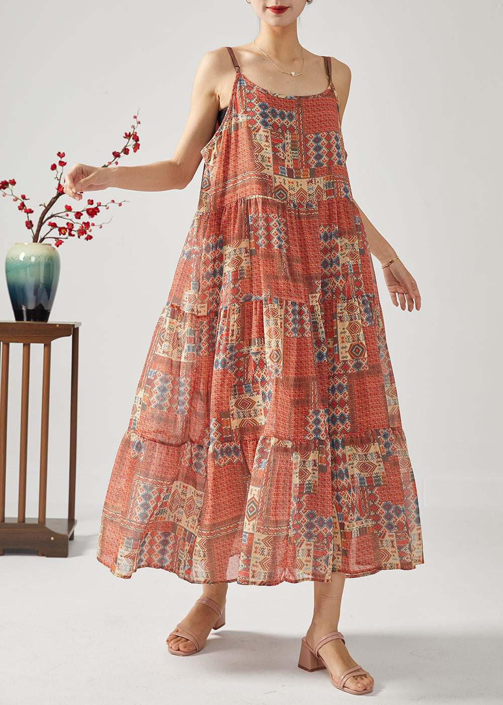 Beautifully Crafted Dress in a Classic Style