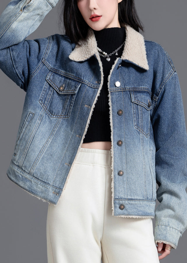 Elegantly Styled Coat for Everyday Wear
