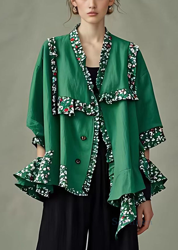 Gracefully Styled Coat for Any Occasion