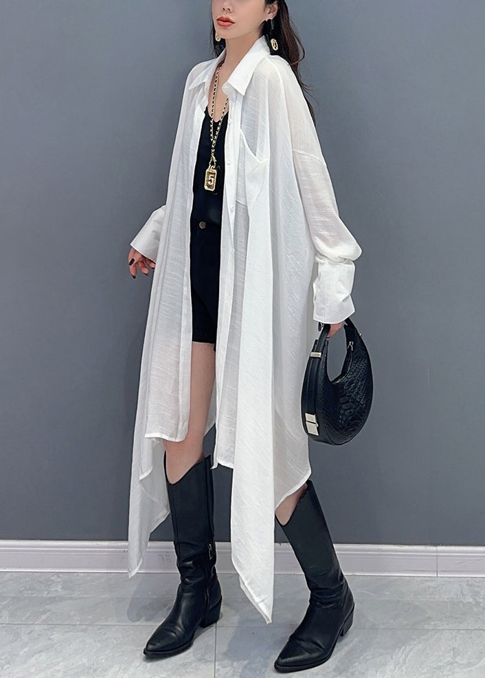 Classic Vintage Blouse with a Flattering Fit