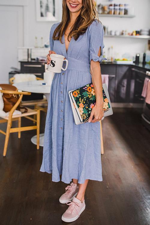 Gracefully Styled Dress for Any Occasion