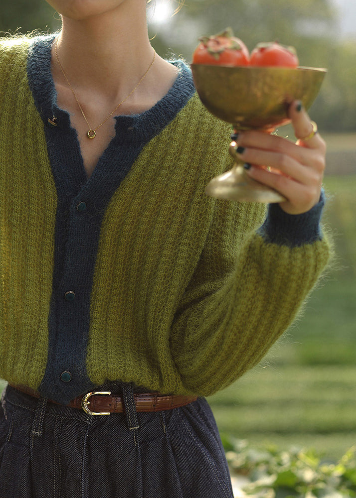 Polished Top with an Effortless Classic Look