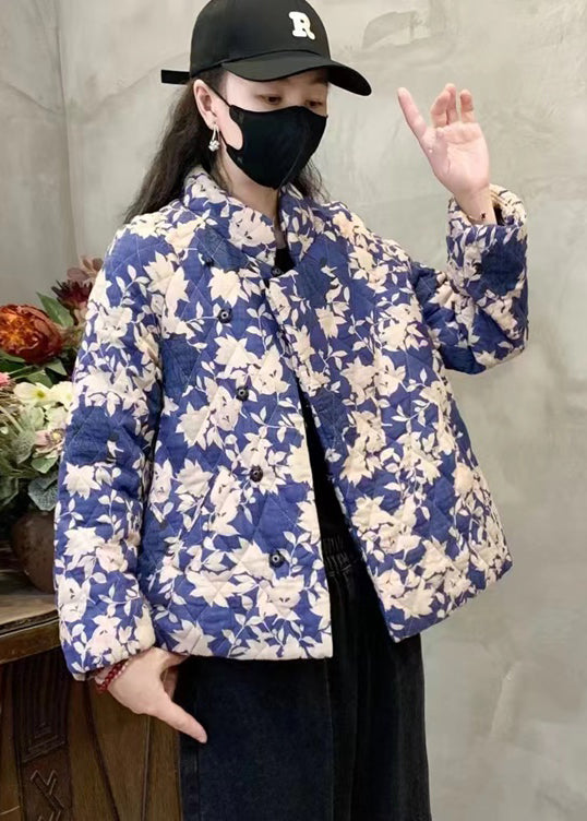 Elegantly Styled Coat for Everyday Wear