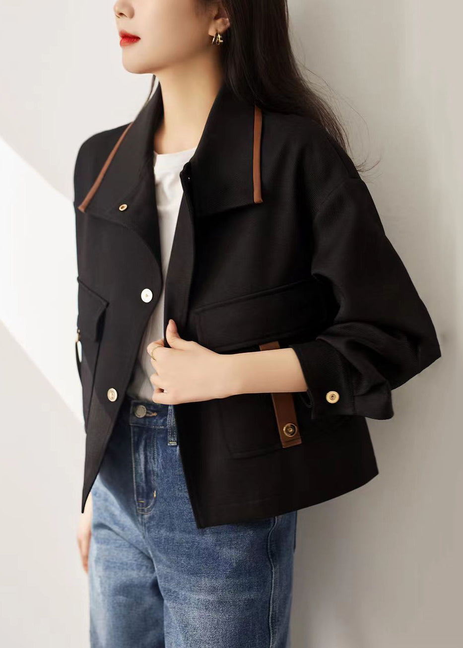 Gracefully Styled Coat for Any Occasion