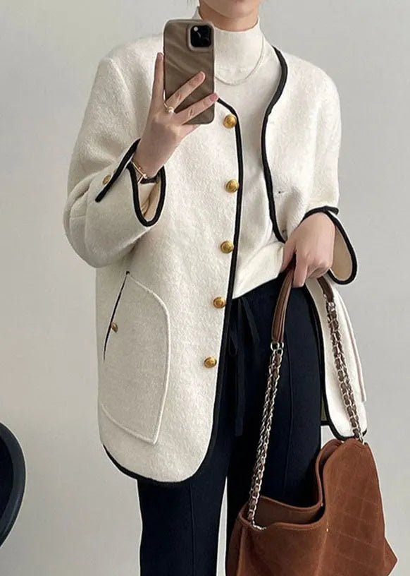 Polished Coat with an Effortless Classic Look