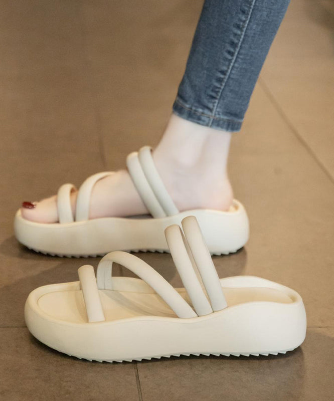 Graceful Orthopedic Sandals for Modern Look