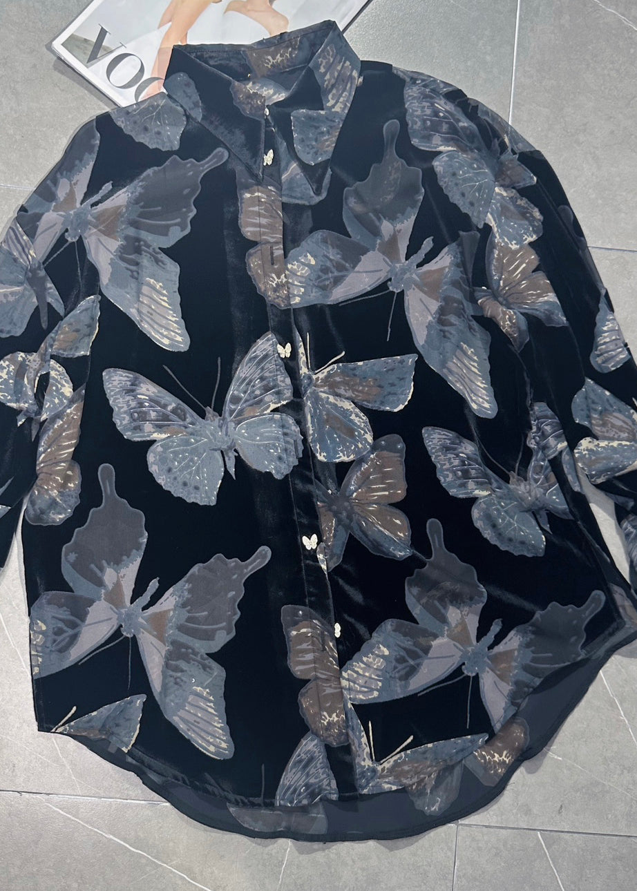 A Vintage Style Top with Delicate Timeless Details