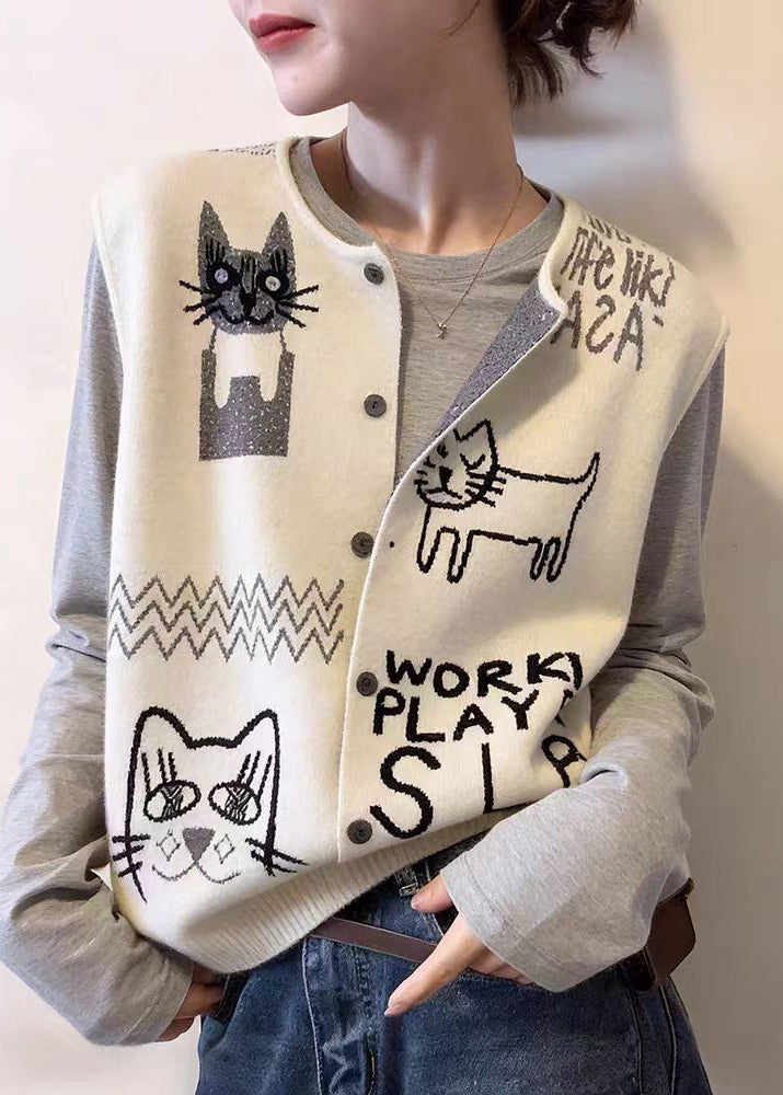 Elegantly Styled Coat for Everyday Wear