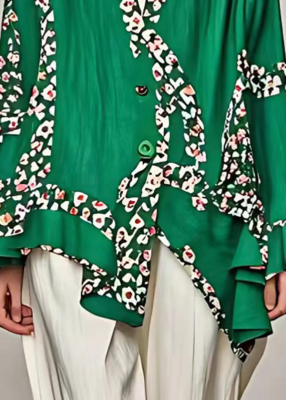 Gracefully Styled Coat for Any Occasion