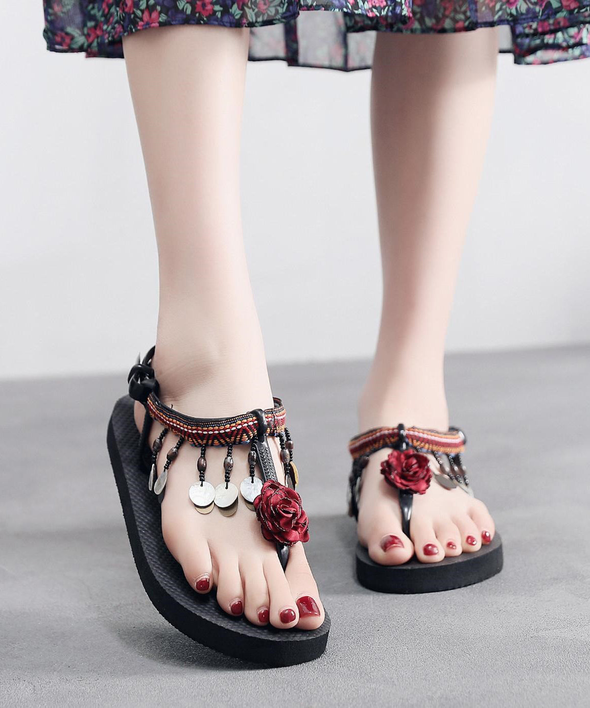 Graceful Orthopedic Sandals for Modern Look