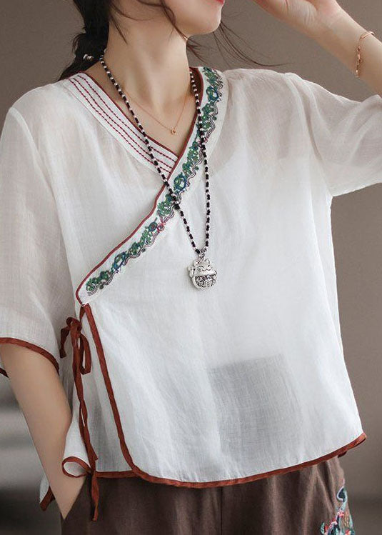 Gracefully Styled Blouse for Any Occasion