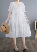 Well Tailored Dress with a Graceful Silhouette