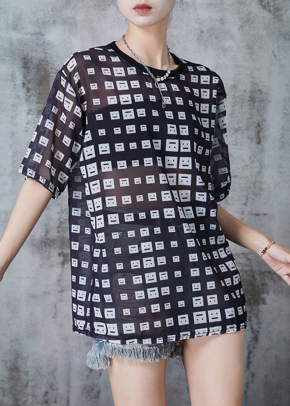 Polished Top with an Effortless Classic Look