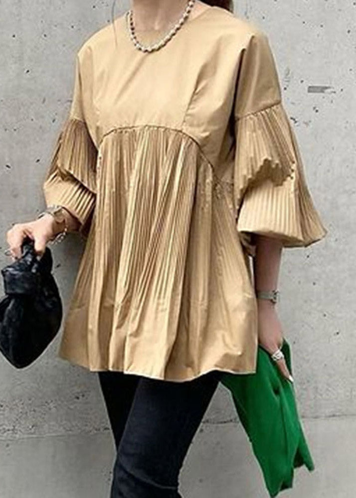 A Vintage Style Shirt with Delicate Timeless Details
