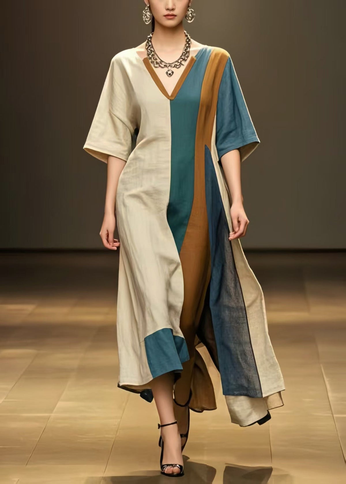 Gracefully Styled Dress for Any Occasion