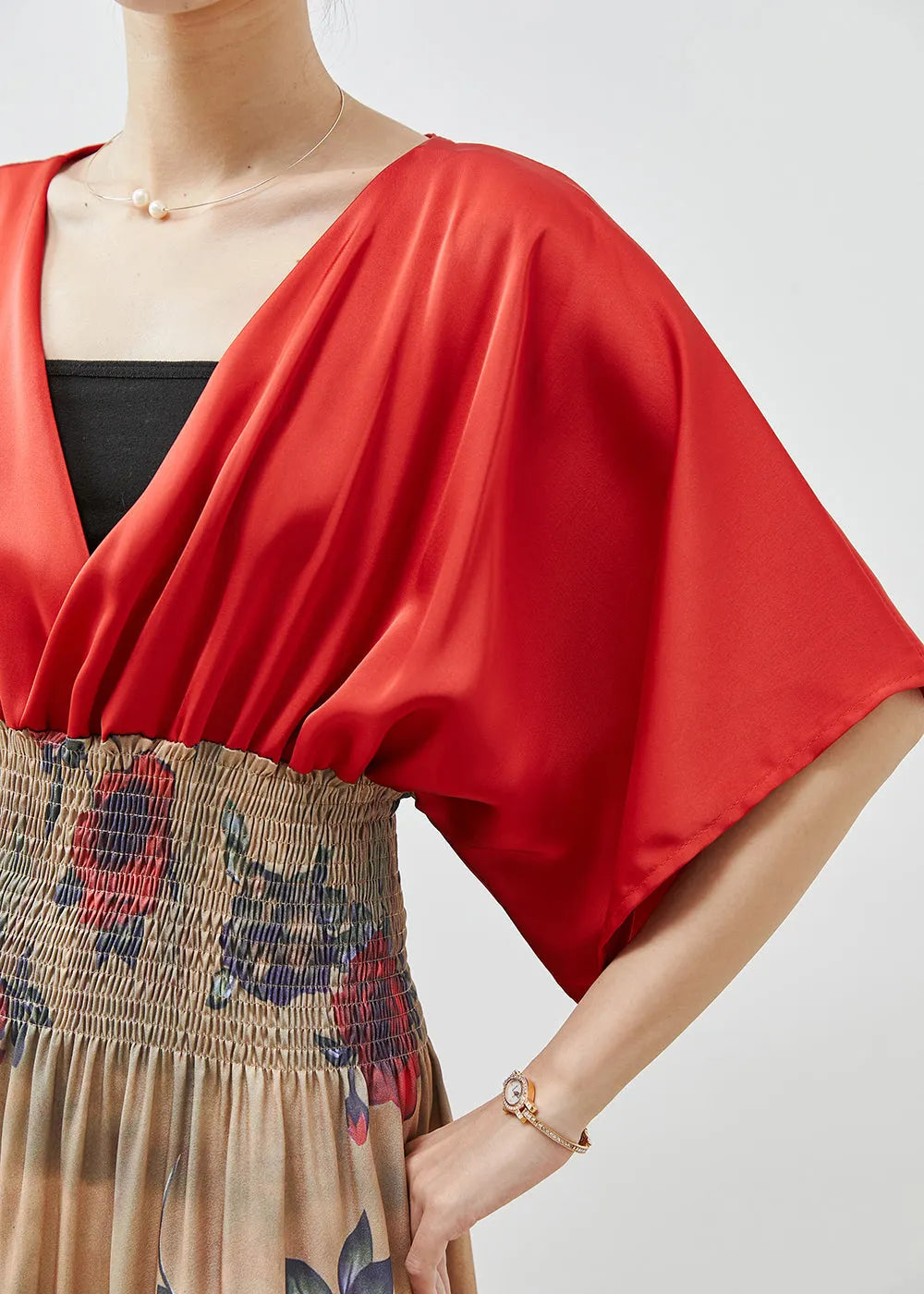 Classic Vintage Dress with a Flattering Fit