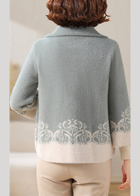 Gracefully Styled Coat for Any Occasion