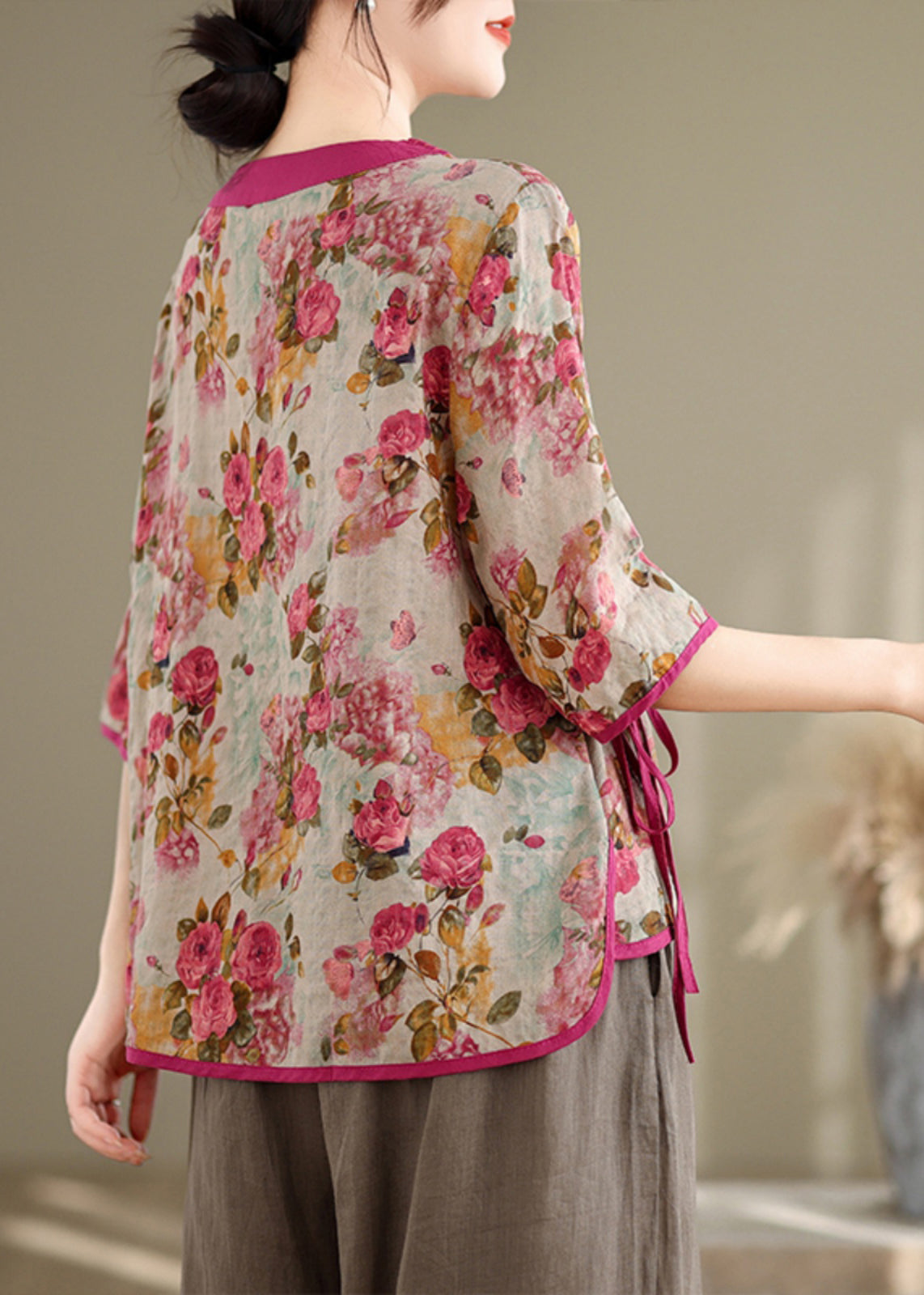 Beautifully Finished Top in a Timeless Design
