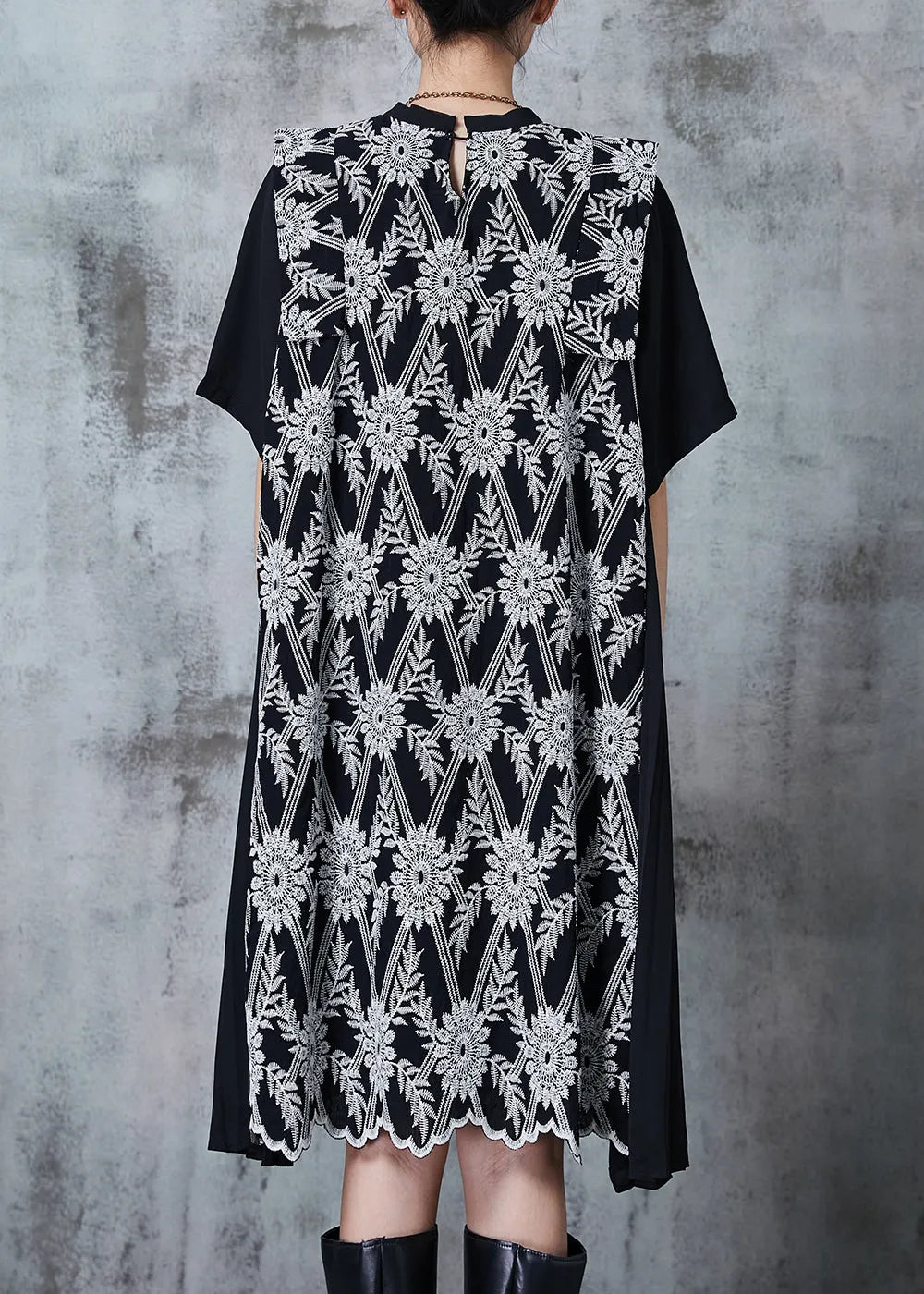 Elegantly Styled Dress for Everyday Wear