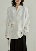 Well Tailored Top with a Graceful Silhouette