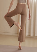 Beautifully Finished Pants in a Timeless Design