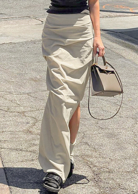 Effortlessly Elegant Garment with a Timeless Design