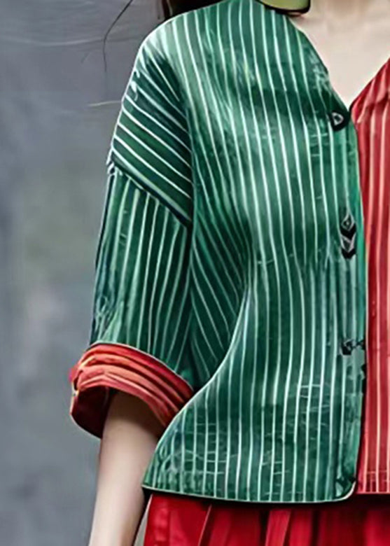 Elegantly Styled Coat for Everyday Wear