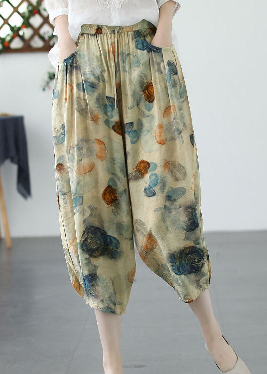 Effortlessly Elegant Pants with a Timeless Design