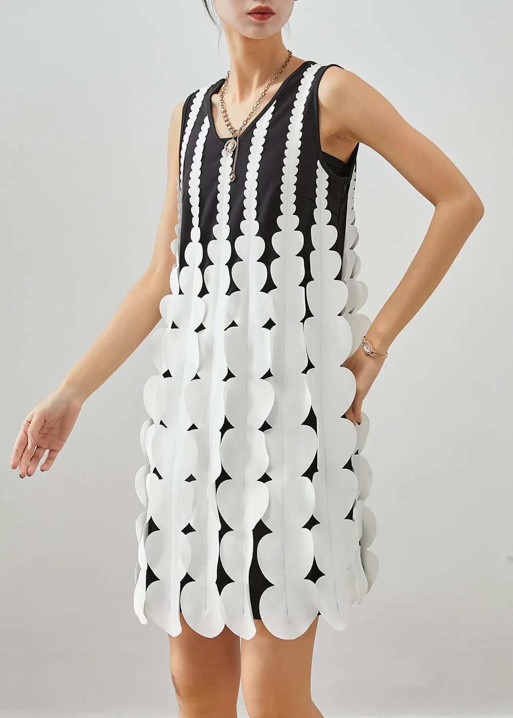 Gracefully Styled Dress for Any Occasion
