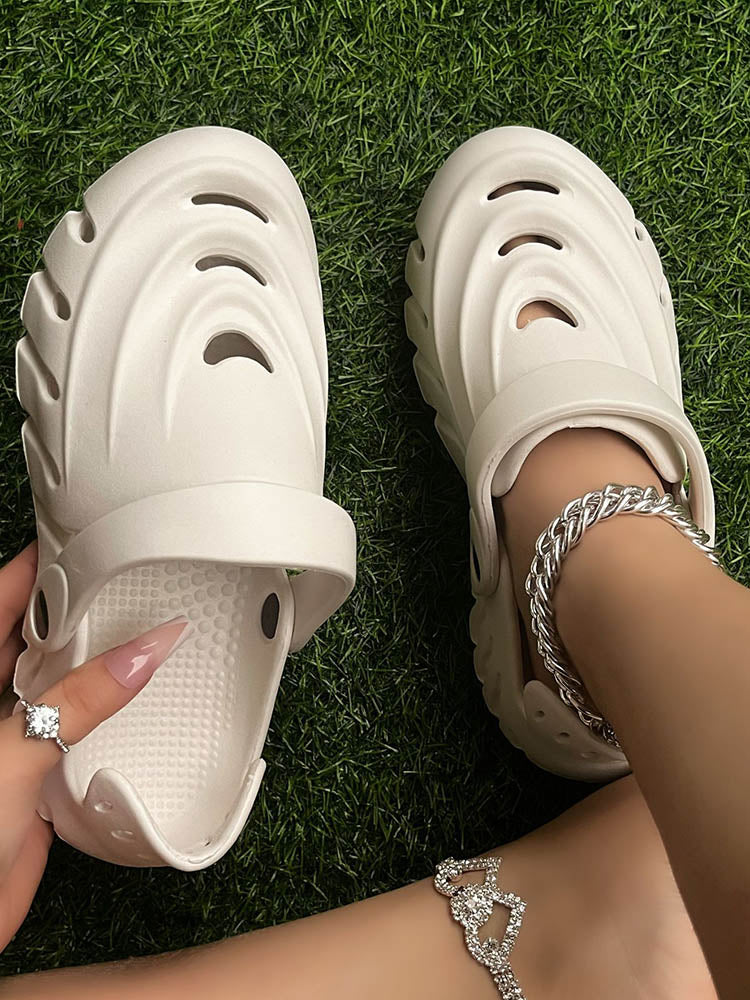 Chic Orthopedic Flats with Unique Design