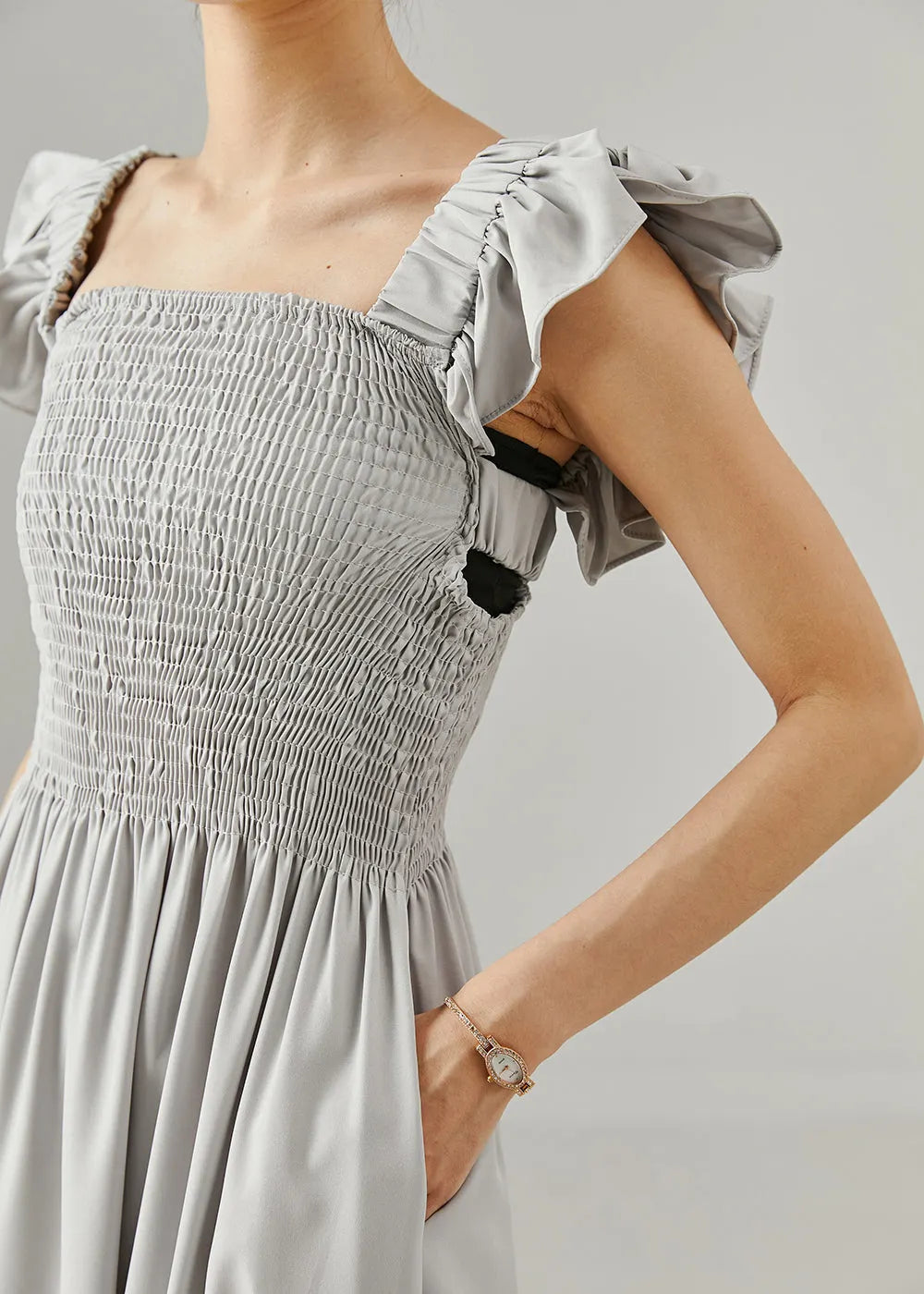 Beautifully Crafted Dress in a Classic Style