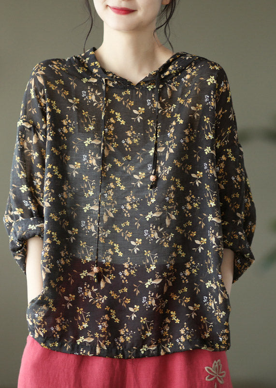 A Vintage Style Shirt with Delicate Timeless Details