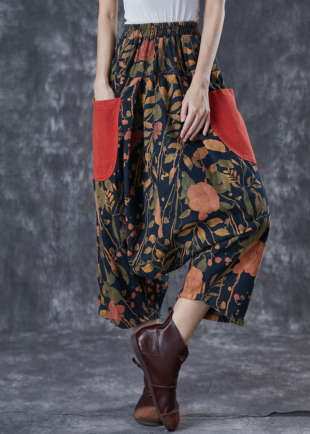 Well Tailored Pants with a Graceful Silhouette