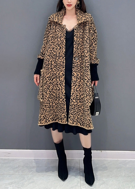 A Vintage Style Coat with Delicate Timeless Details