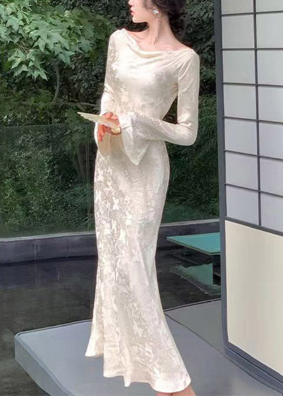 A Vintage Style Dress with Delicate Timeless Details