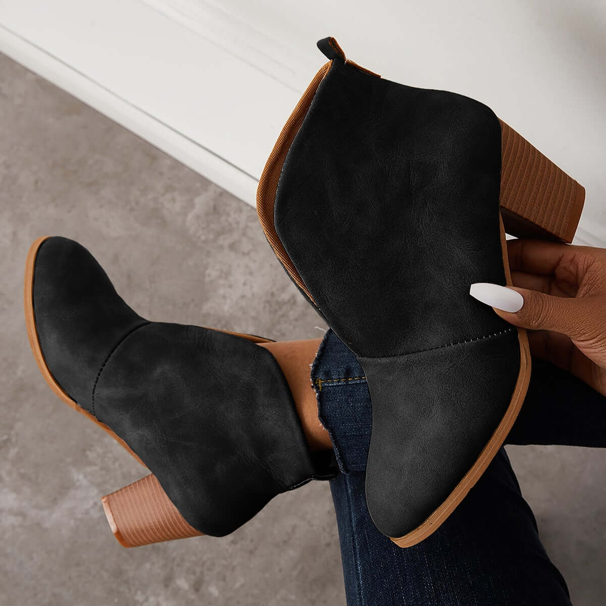 Graceful Orthopedic Boots for Modern Look