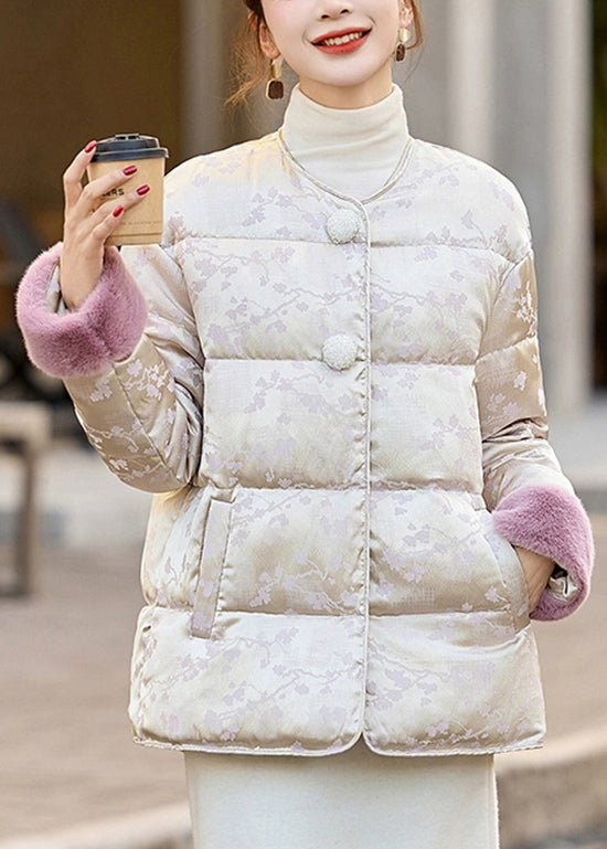 Elegantly Styled Coat for Everyday Wear