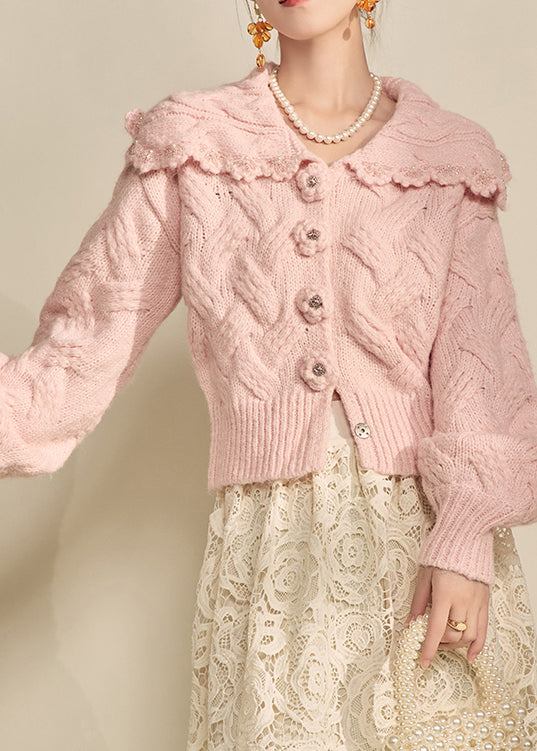 Gracefully Styled Coat for Any Occasion
