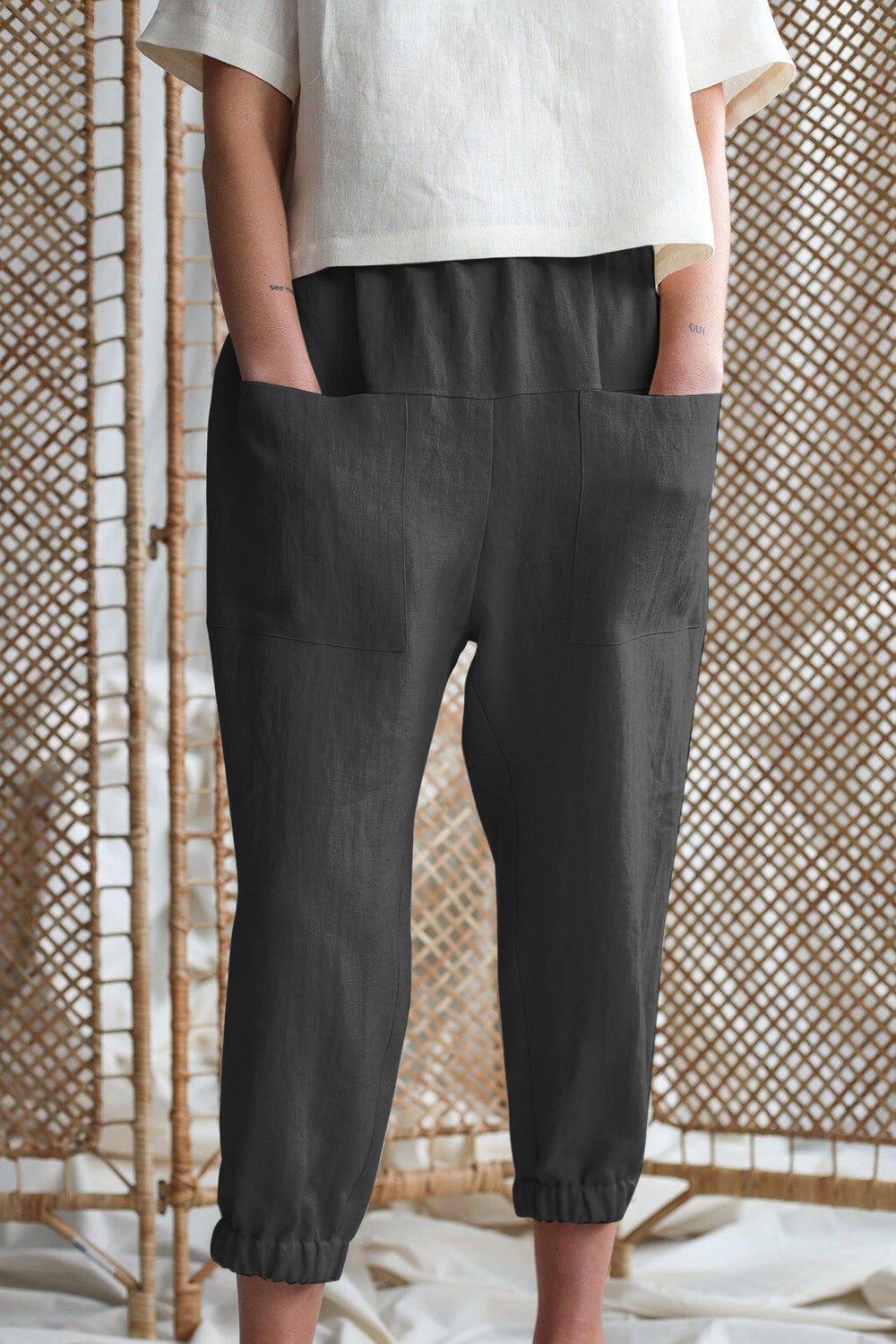 Elegantly Styled Pants for Everyday Wear