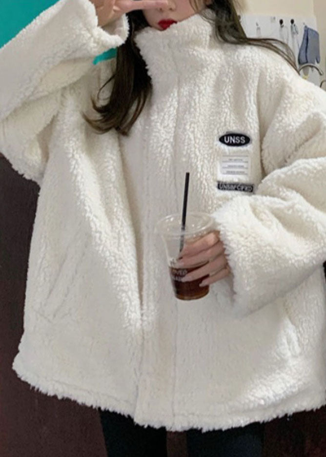 Elegantly Styled Coat for Everyday Wear