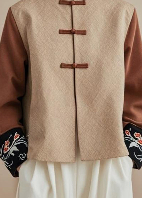Beautifully Finished Coat in a Timeless Design
