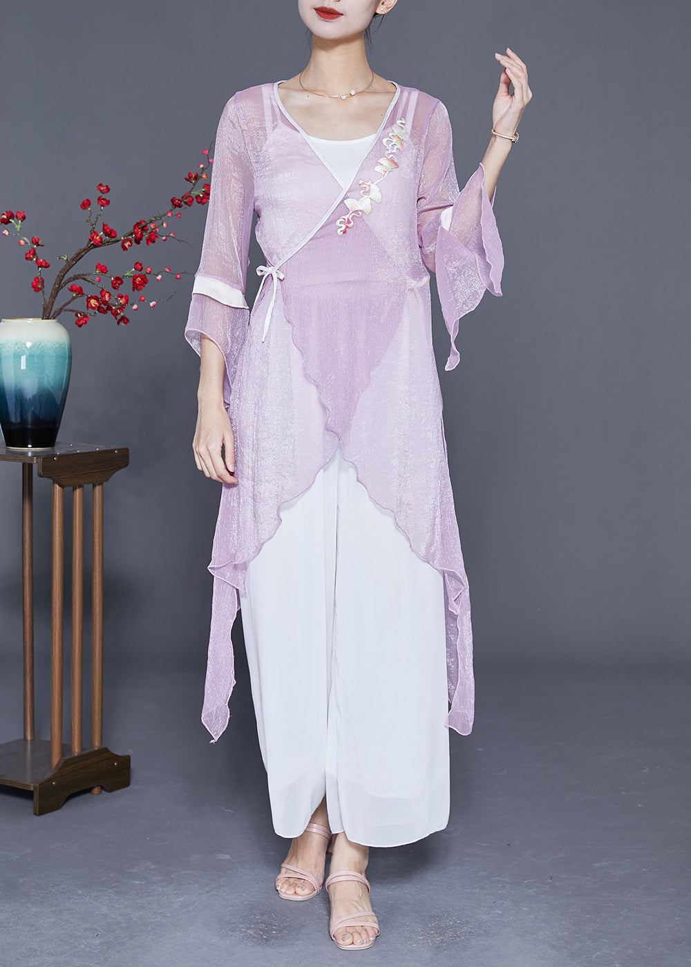 Classic Vintage & Enduringly Stylish Top