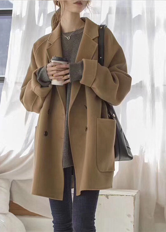 Sophisticated Coat with a Clean Classic Look