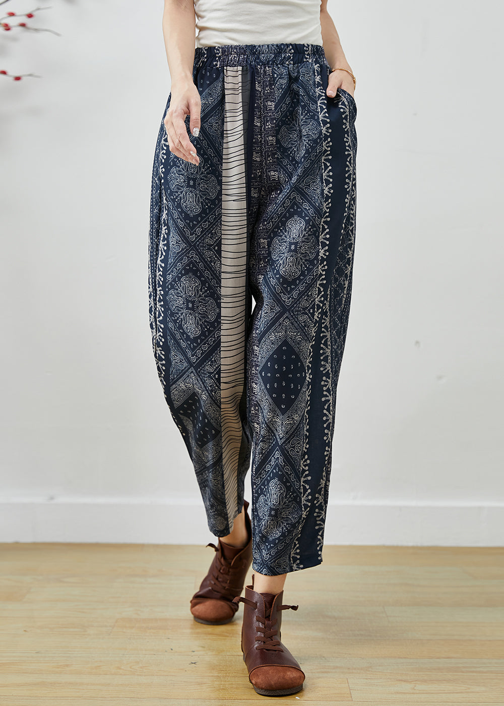 Elegantly Styled Pants for Everyday Wear