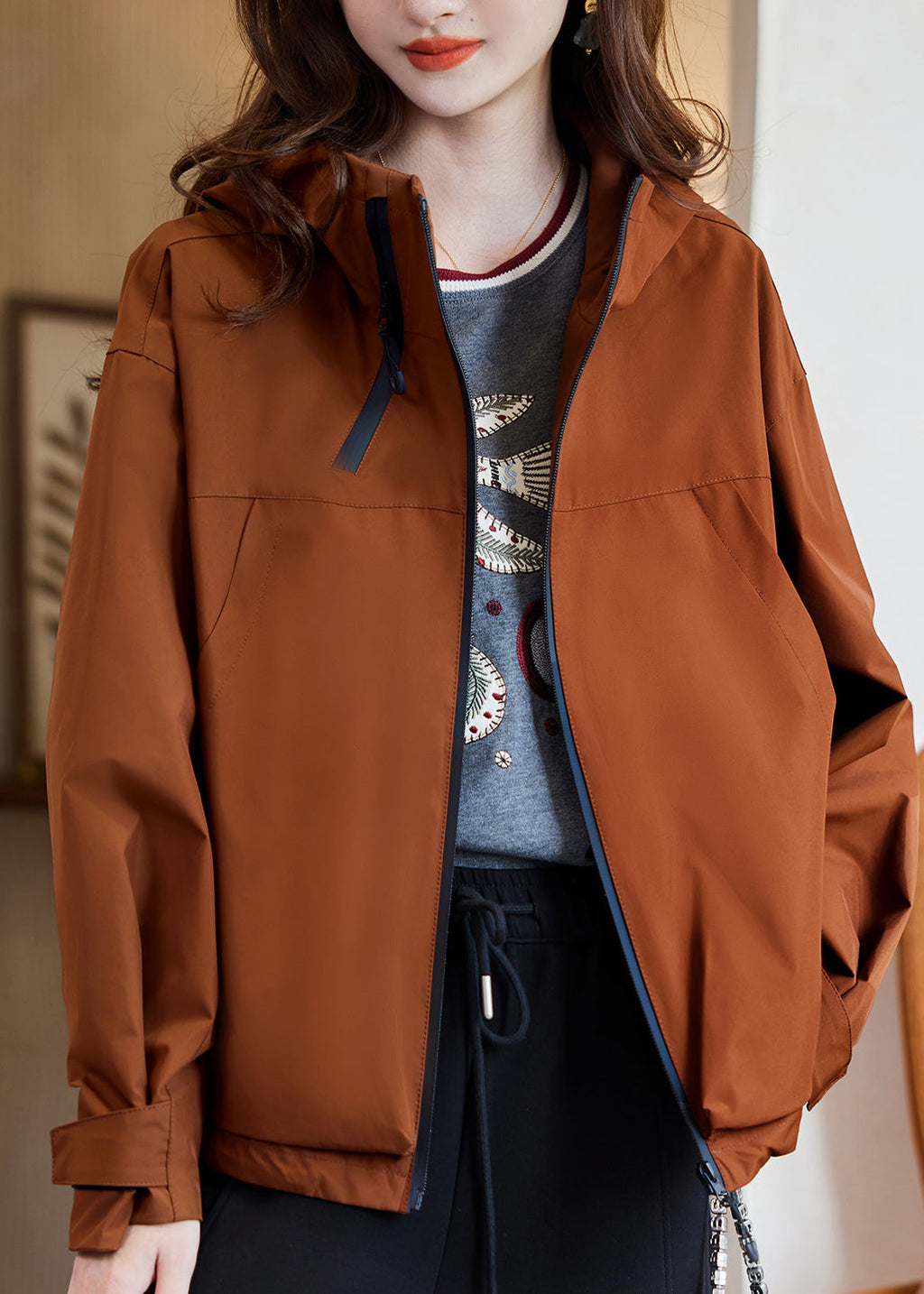Well Tailored Coat with a Graceful Silhouette