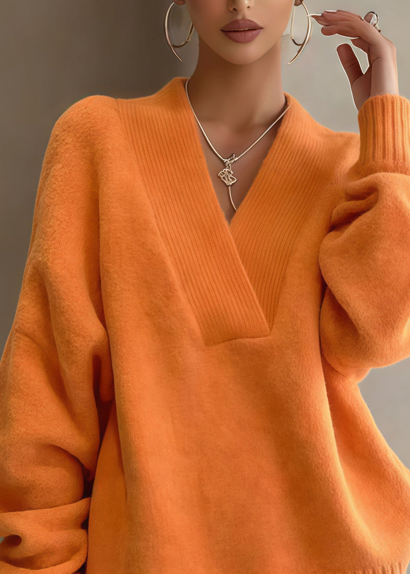 Classic Vintage Sweater with a Flattering Fit