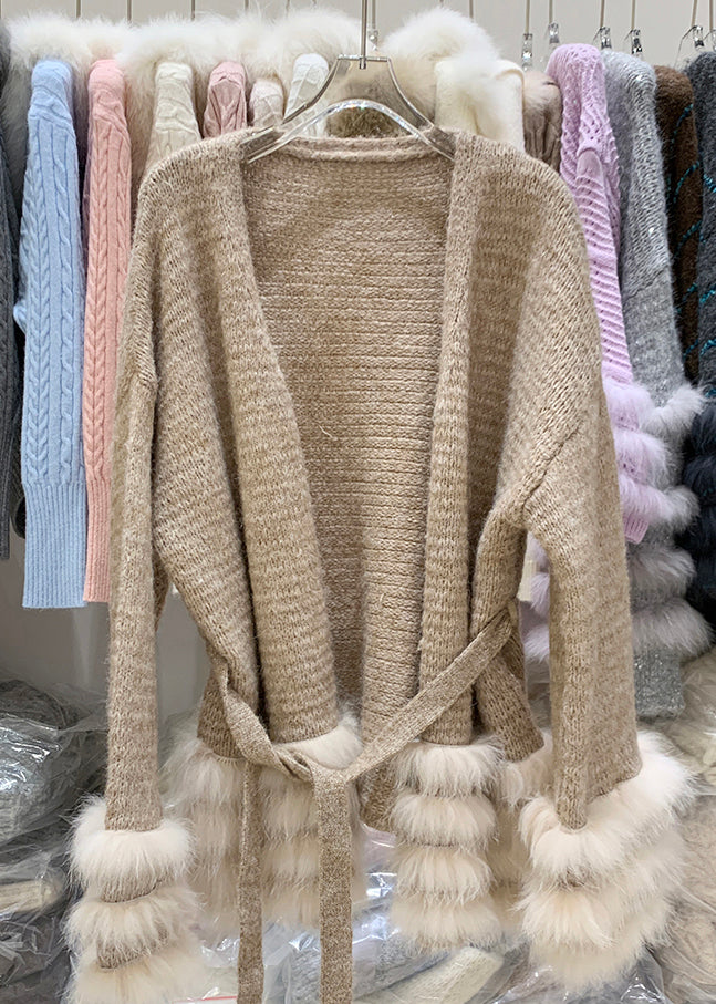 Effortlessly Elegant Cardigan with a Timeless Design