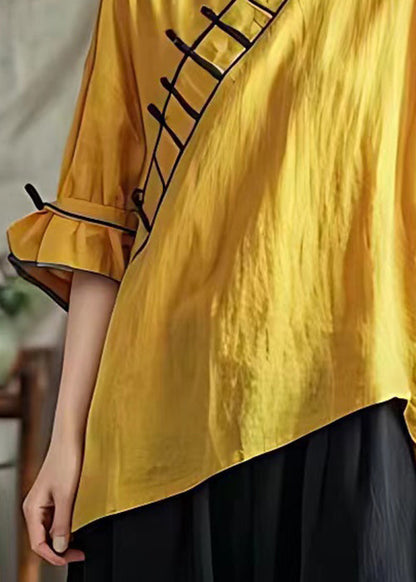 Beautifully Finished Blouse in a Timeless Design
